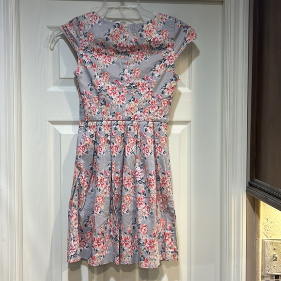 Lauren Conrad Dress - Picture 4 of 6